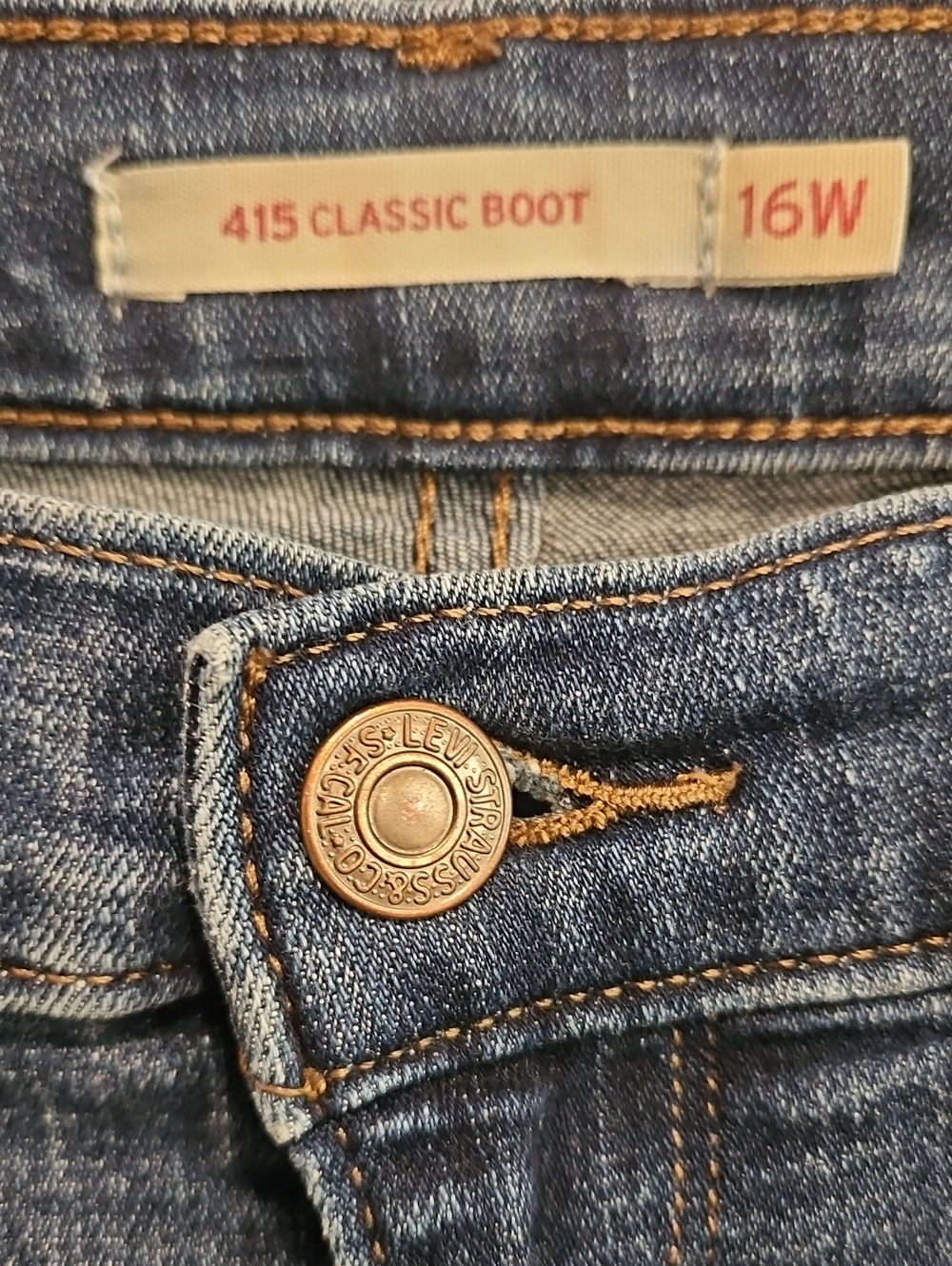 2 PAIRS - Levi's Classic Blue Denim Jeans - Back Pocket Detail - Picture 4 of 11